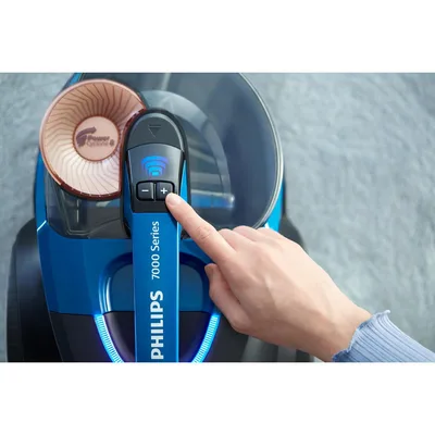 Vacuum Cleaner|PHILIPS|PowerPro Expert 7000 series|Bagless|900 Watts|Capacity 2 l|Noise 75 dB|Black|Weight 5.5 kg|FC9747/09