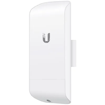 UBIQUITI airMAX NanoStation M2 loco; 2.4 GHz frequency band; Plug-and-play integration with airMAX antennas; 150+ Mbps, range 5+ km, 8.5 dBi.