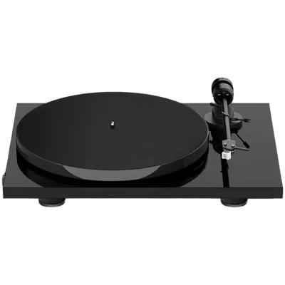 Pro-Ject E1 BT (AT3600L) - High Gloss Black UNI
